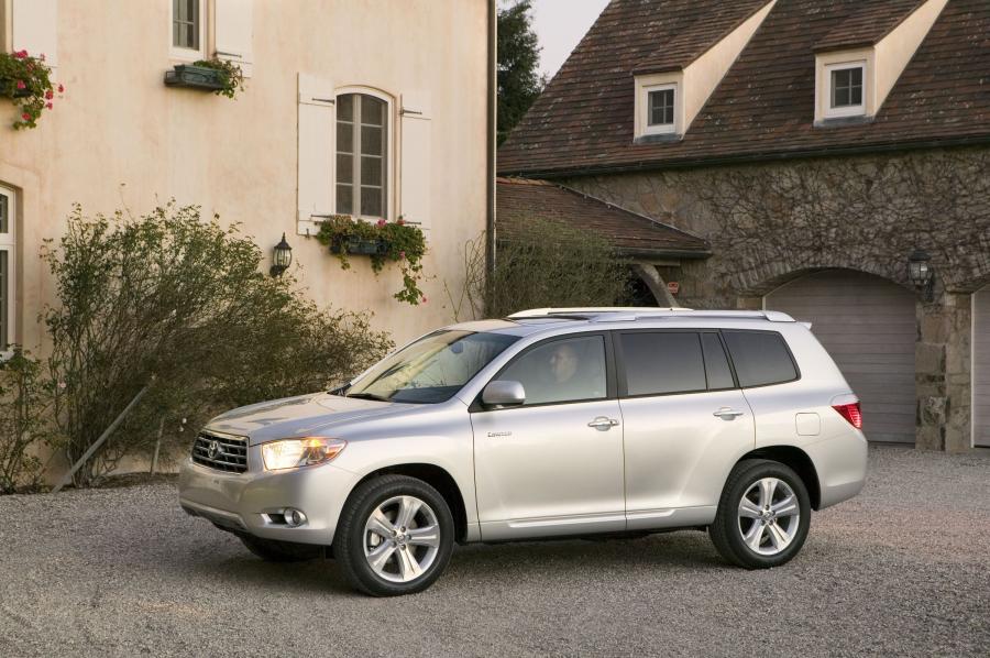  Toyota Highlander 2008 года  (фото 32 из 34)